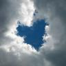 background: heart cloud