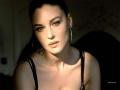 background: Monica Bellucci 